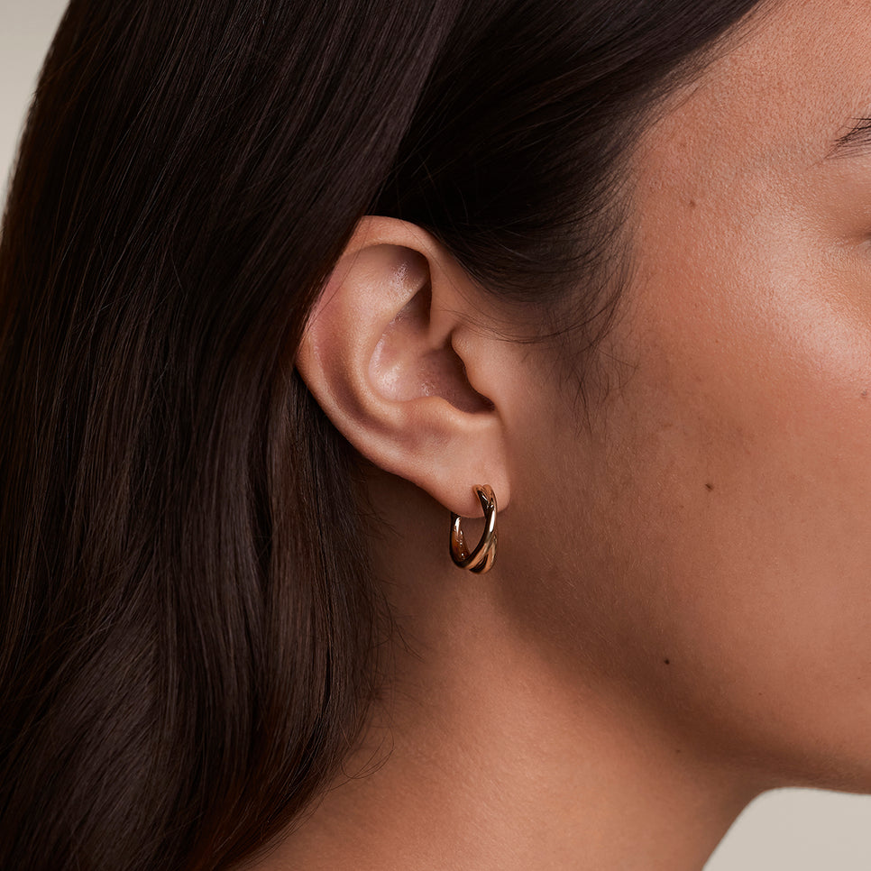 Crossover Illusion Hoops in Gold-Astrid &amp; Miyu