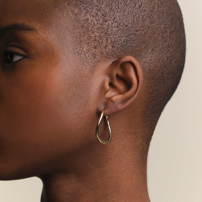 Wave Large Hoops in Gold-Astrid &amp; Miyu