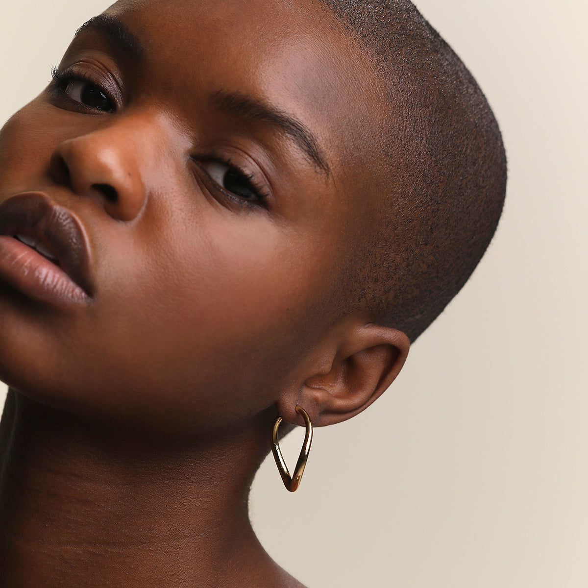 Wave Large Hoops in Gold