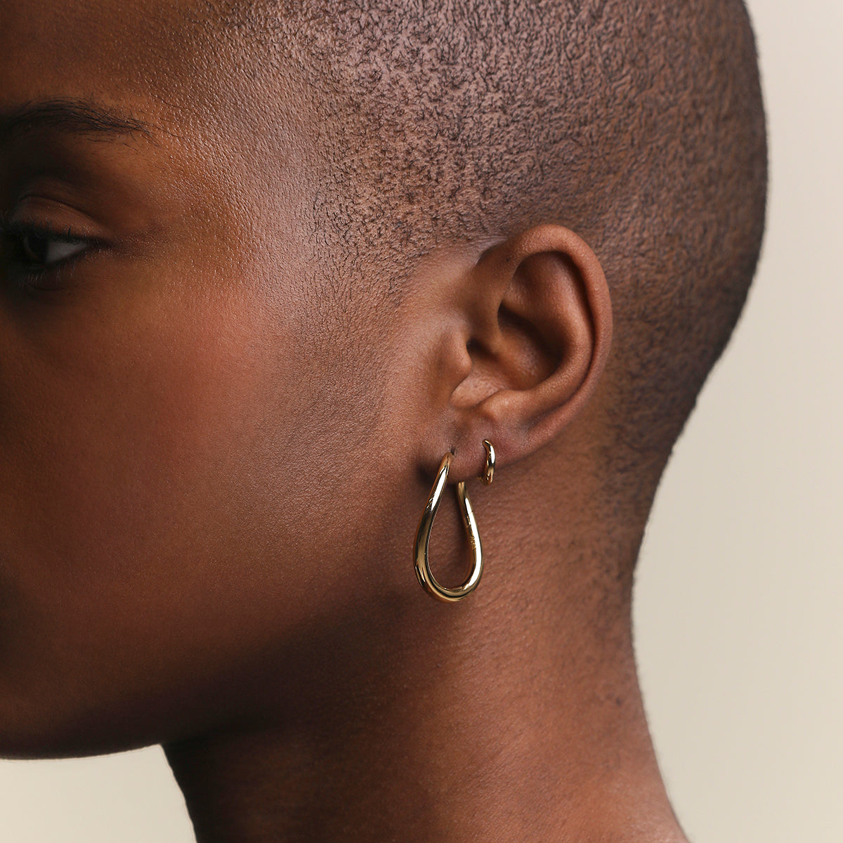 Wave Large Hoops in Gold