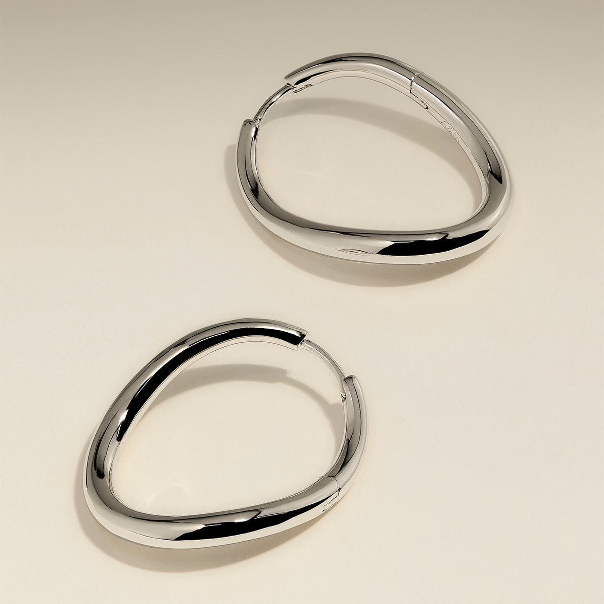 Wave Large Hoops in Silver