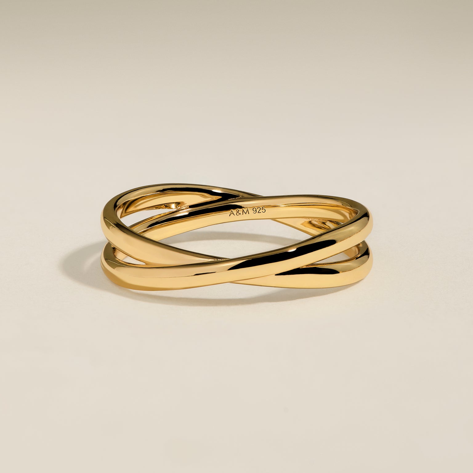 Crossover Illusion Band Ring in Gold-Astrid &amp; Miyu