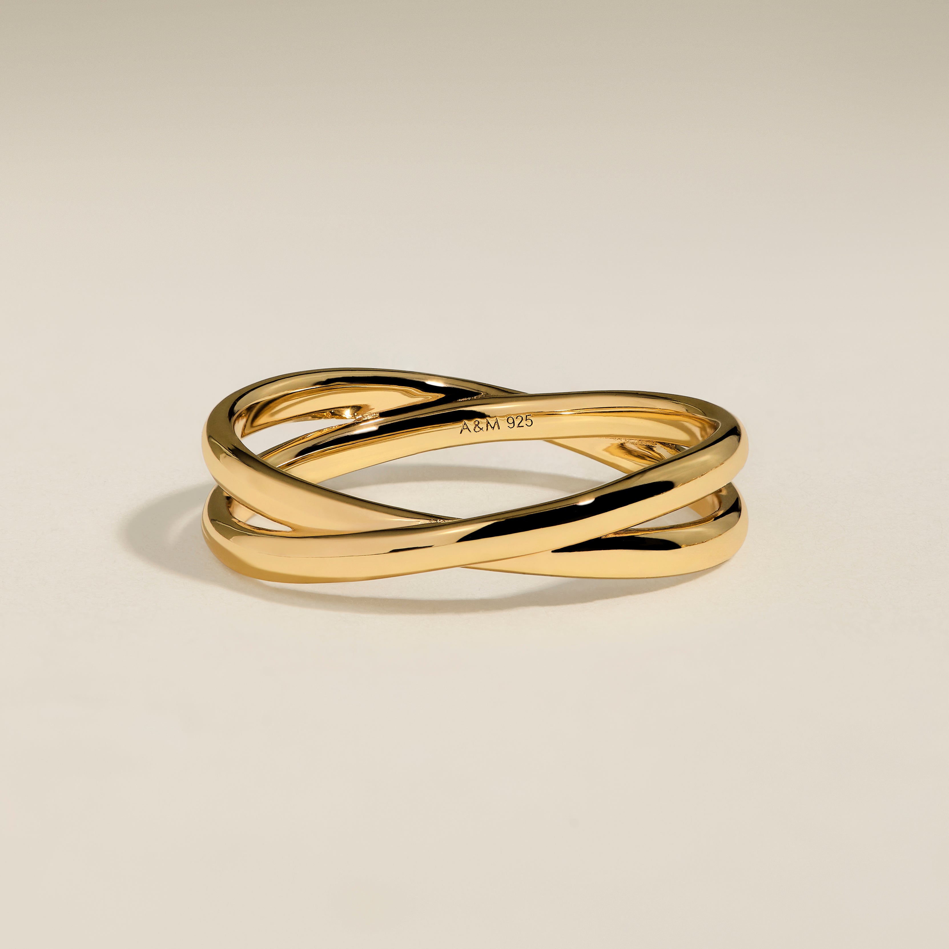 Crossover Illusion Band Ring in Gold-Astrid &amp; Miyu