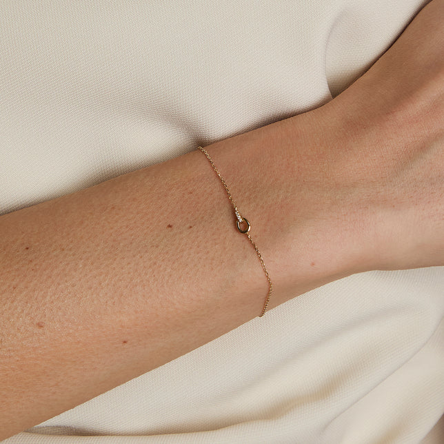 Diamond Hardware Pendant Bracelet in Solid Gold-Astrid & Miyu