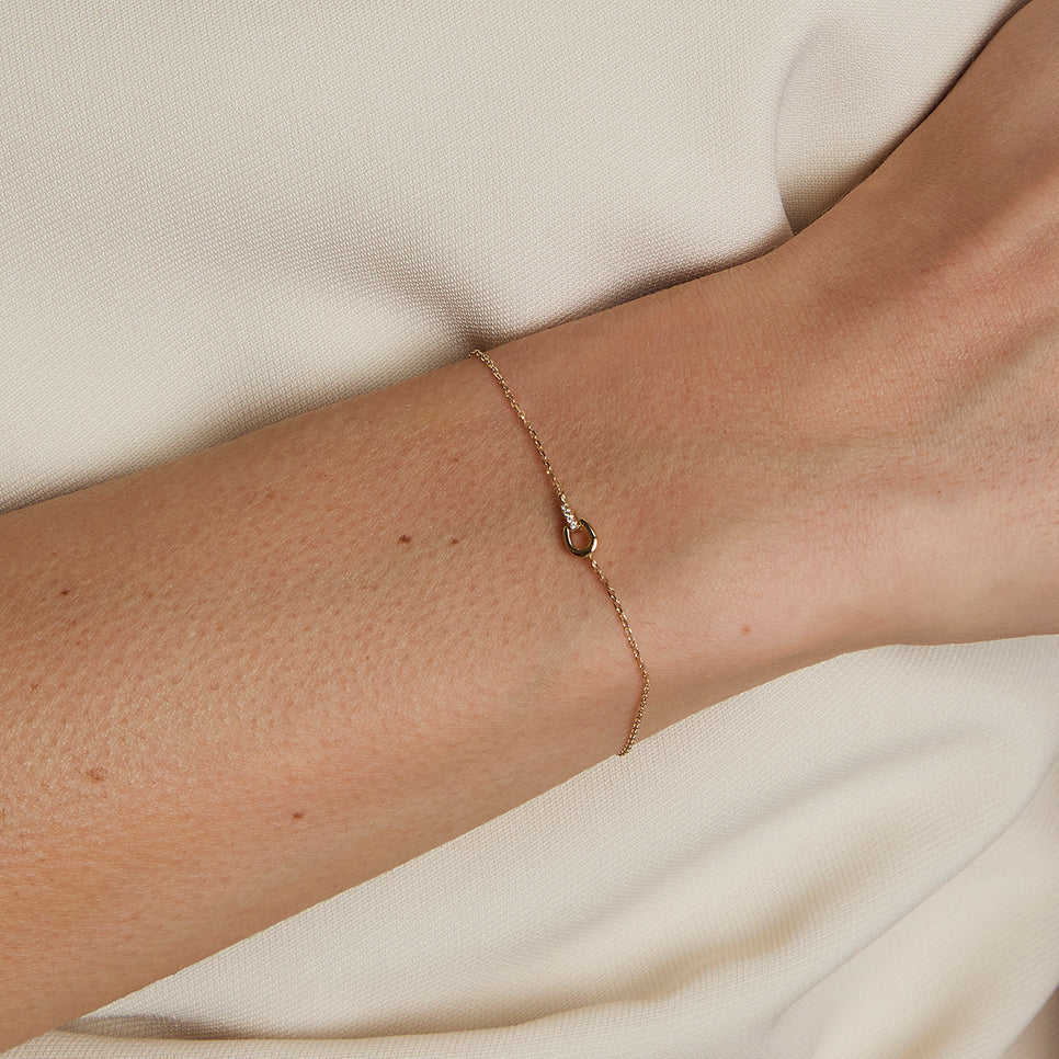 Diamond Hardware Pendant Bracelet in Solid Gold-Astrid &amp; Miyu