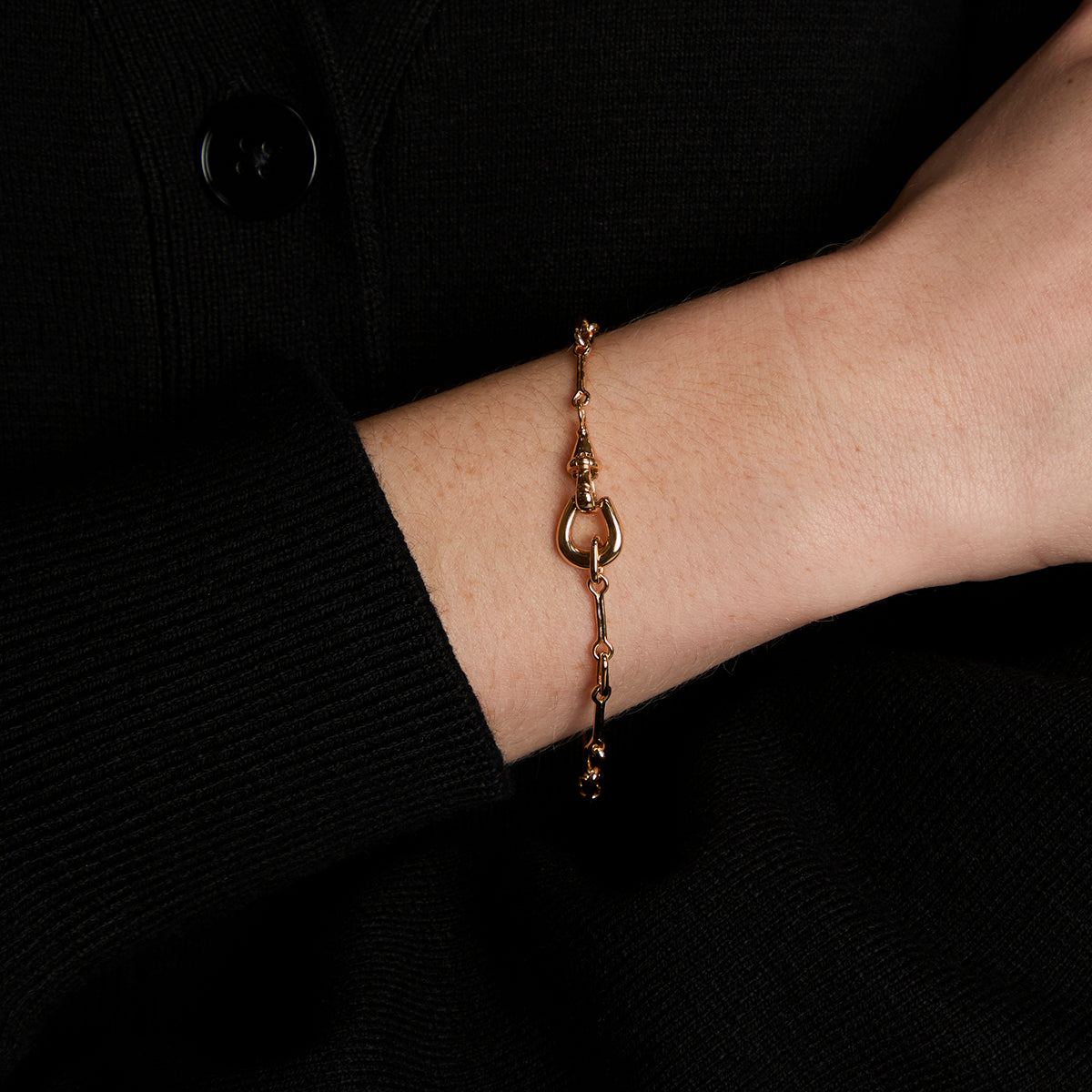 Hardware Chain Bracelet in Gold-Astrid &amp; Miyu