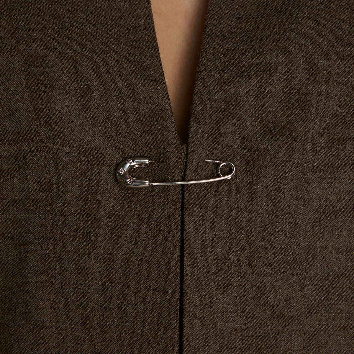 Charm Pin Brooch in Silver-Astrid &amp; Miyu