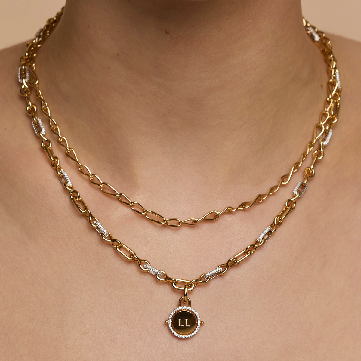 Pavé Spinning Coin Clip Charm in Gold-Astrid &amp; Miyu