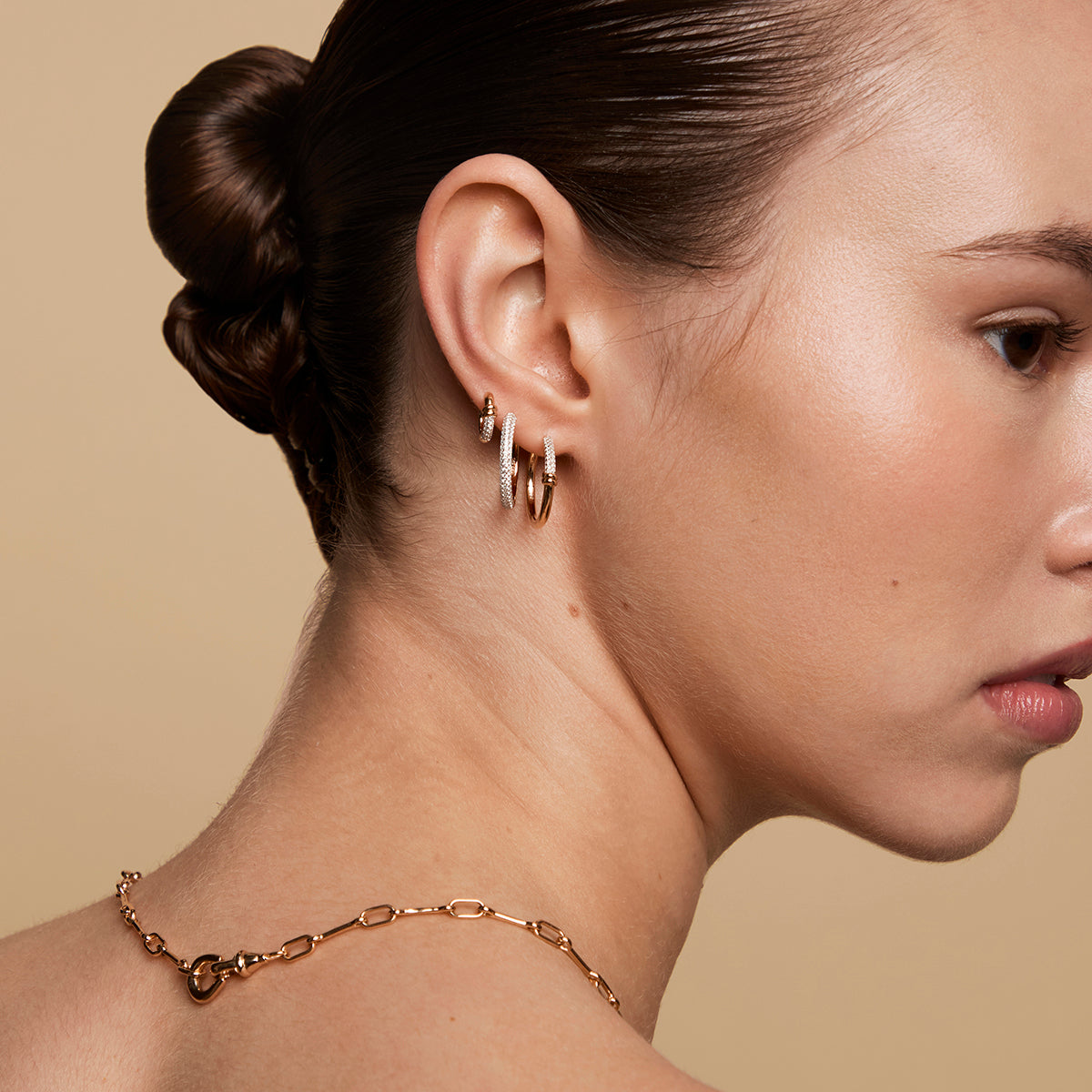 Pavé Essential Medium Hoops in Gold-Astrid &amp; Miyu