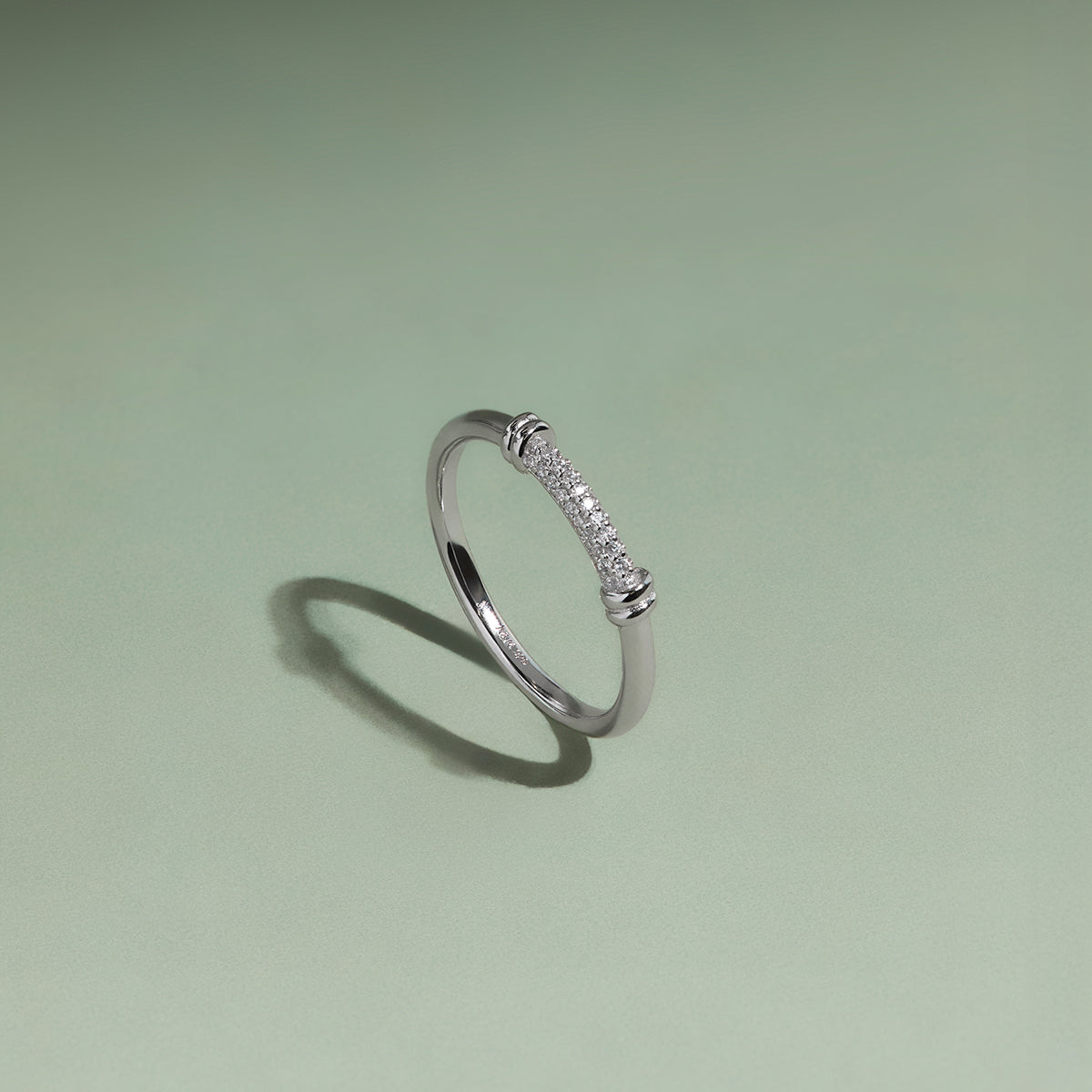 Pavé Knot Ring in Silver-Astrid &amp; Miyu