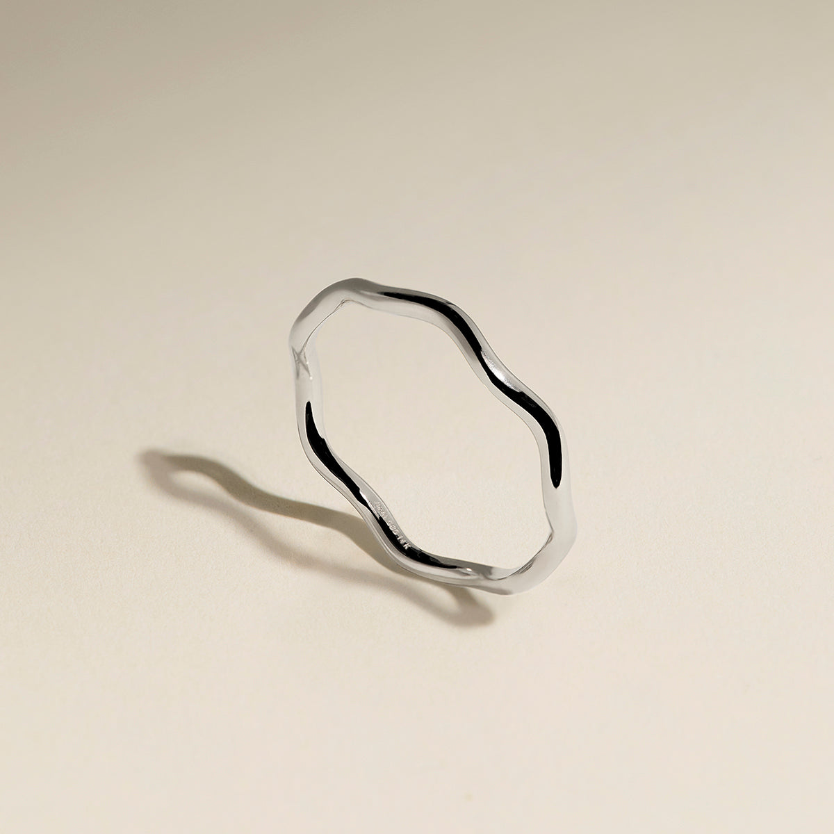Scalloped Band Ring in Solid White Gold-Astrid &amp; Miyu