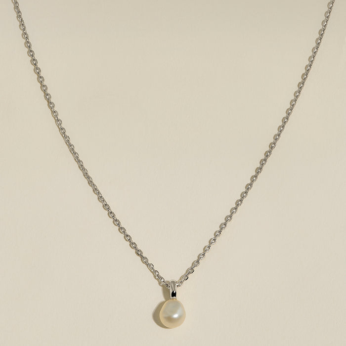 Pearl Pendant Necklace in Silver-Astrid &amp; Miyu
