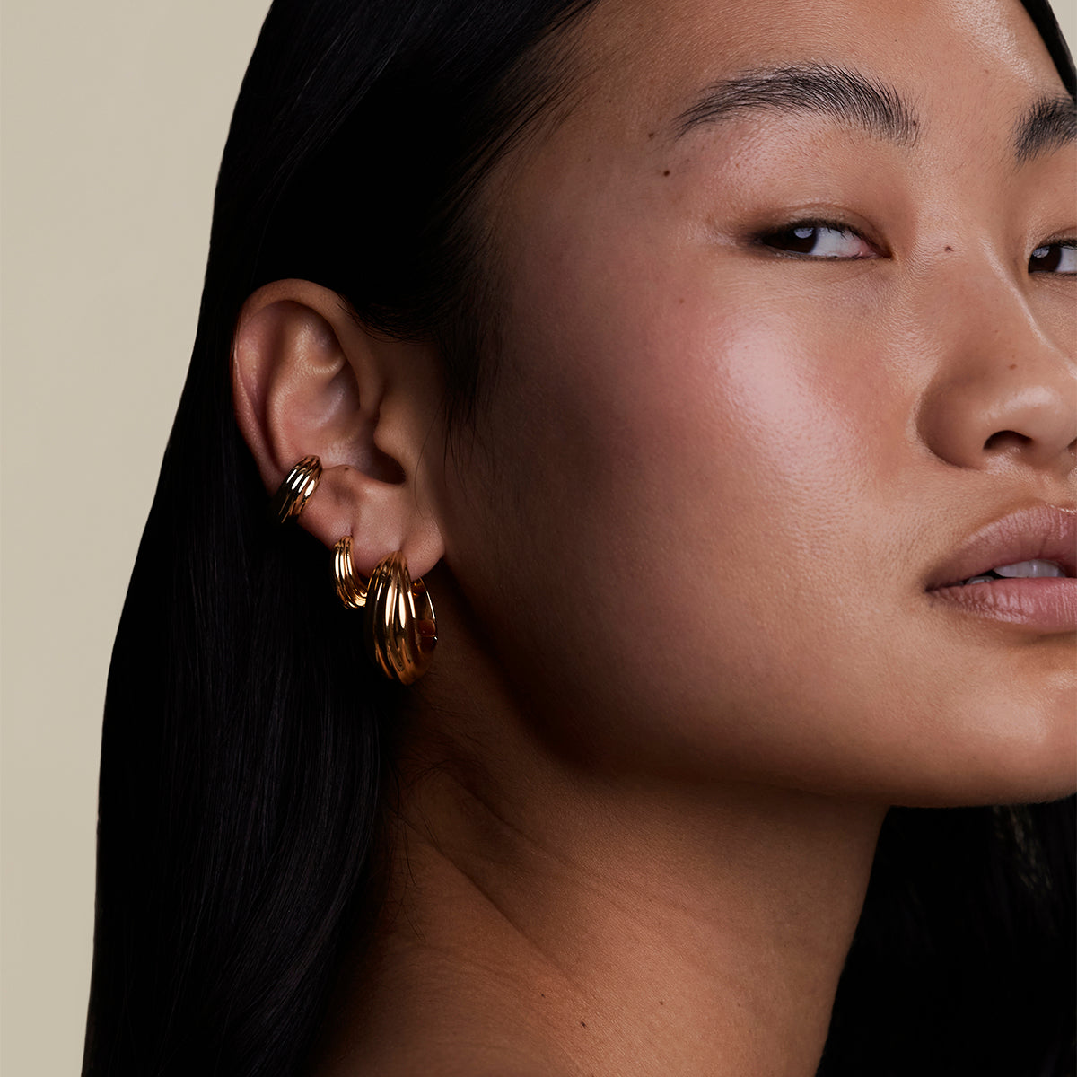 Ripple Wave Hoops in Gold-Astrid &amp; Miyu