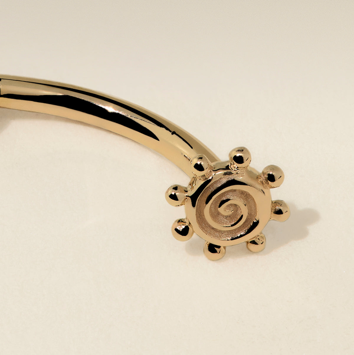 Solstice Rook Bar in Solid Gold-Astrid &amp; Miyu