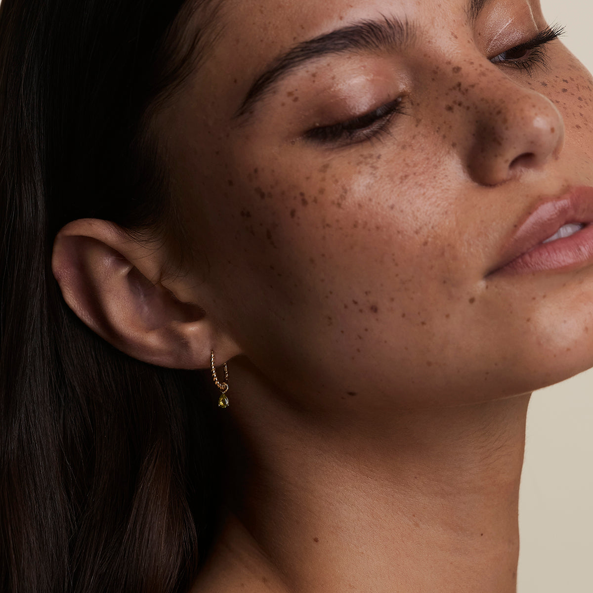 Olivine August Earring Charm in Solid Gold-Astrid &amp; Miyu