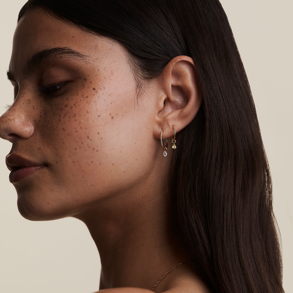 Olivine August Earring Charm in Solid Gold-Astrid &amp; Miyu
