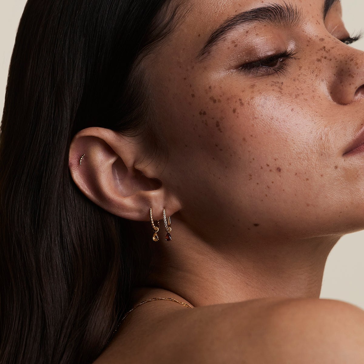 Garnet January Earring Charm in Solid Gold-Astrid &amp; Miyu
