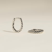 Rope Huggies in Solid White Gold-Astrid &amp; Miyu