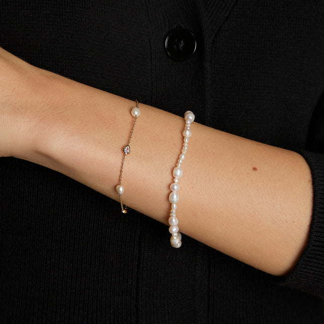 Pearl Bracelet Stacking Set in Gold-Astrid &amp; Miyu