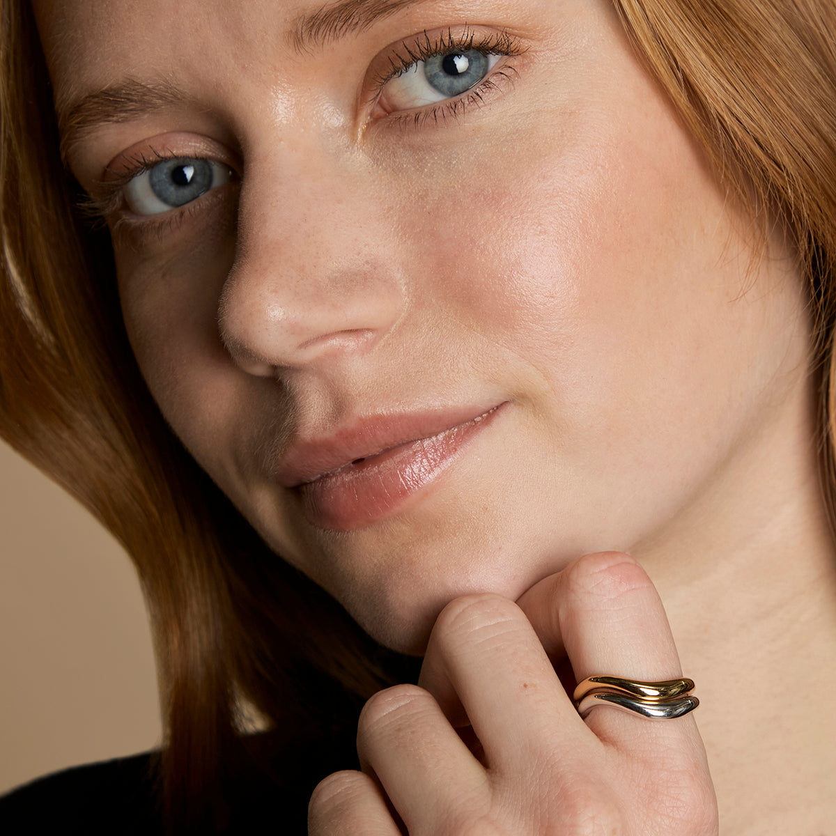 Wave Ring Stacking Set in Mixed Metal-Astrid &amp; Miyu