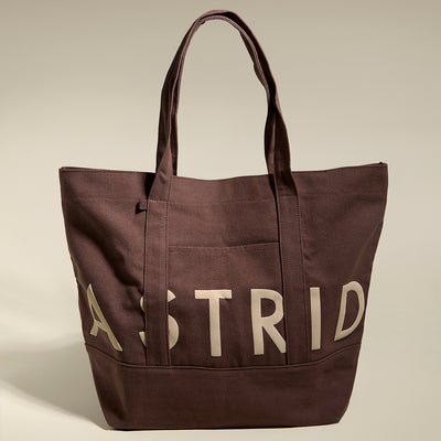 AM26-TOTEBAG-BROWN-REGULAR_1-Astrid &amp; Miyu
