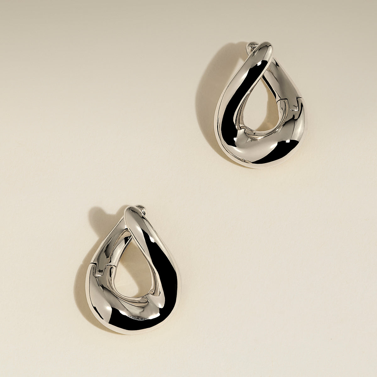 Molten Hoops in Silver-Astrid &amp; Miyu
