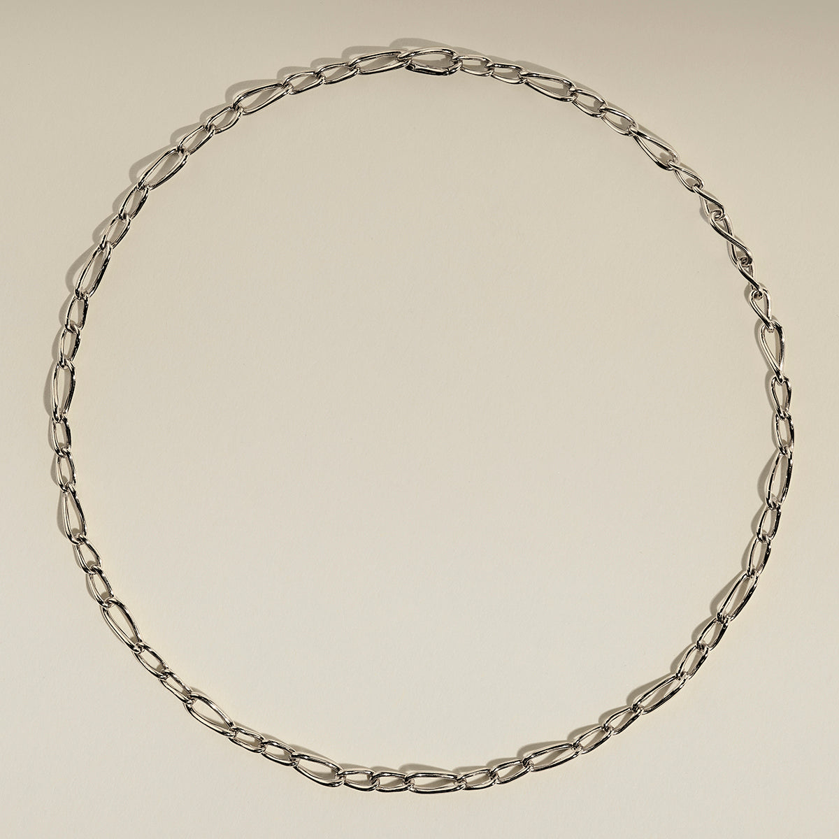 Infinite Slim Chain Necklace in Silver-Astrid &amp; Miyu