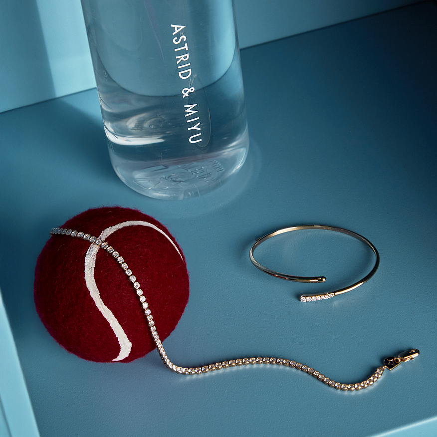 Banner_Mob-Astrid &amp; Miyu