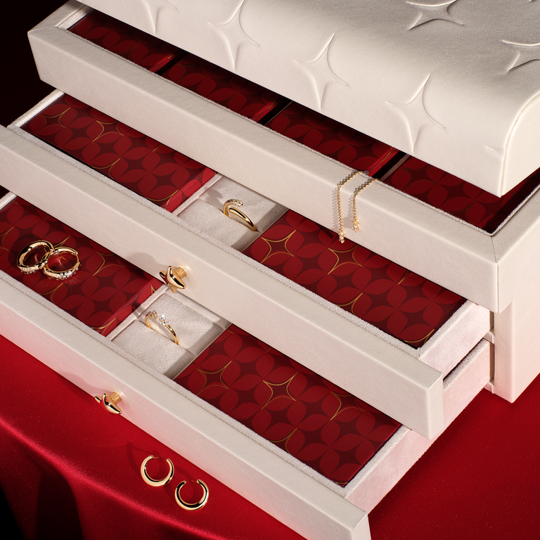 Footer_64aa1803-1405-4155-b926-ff387391fded-Astrid &amp; Miyu