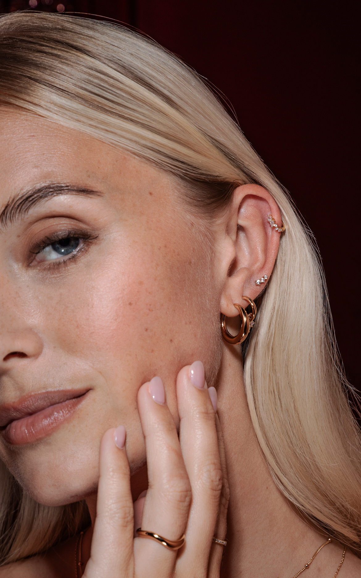 Gift_Under_Mob-Astrid &amp; Miyu