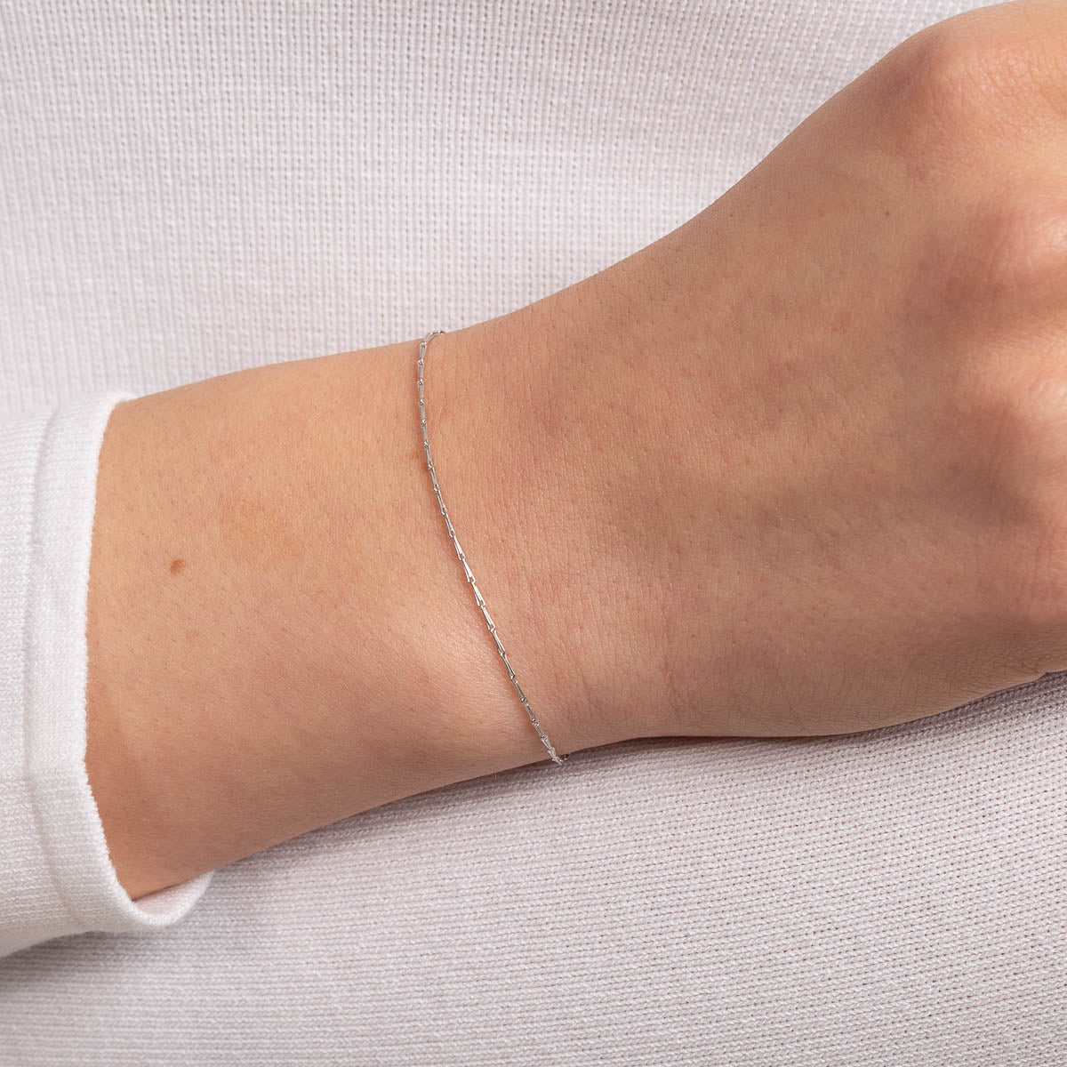 Bracelets - Marylebone Chain Bracelet in Solid White Gold - - Astrid &amp; Miyu