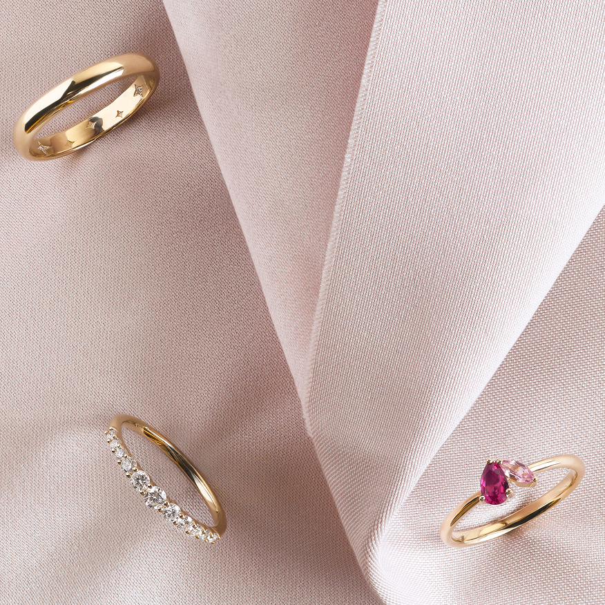 Milestone_Rings_PDP_Banner_2_6d9c17fa-12c0-4719-a0c4-8c0405da572d-Astrid &amp; Miyu