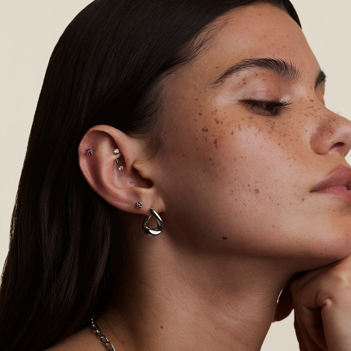 Hibiscus Titanium Piercing Stud in Platinum-Astrid &amp; Miyu