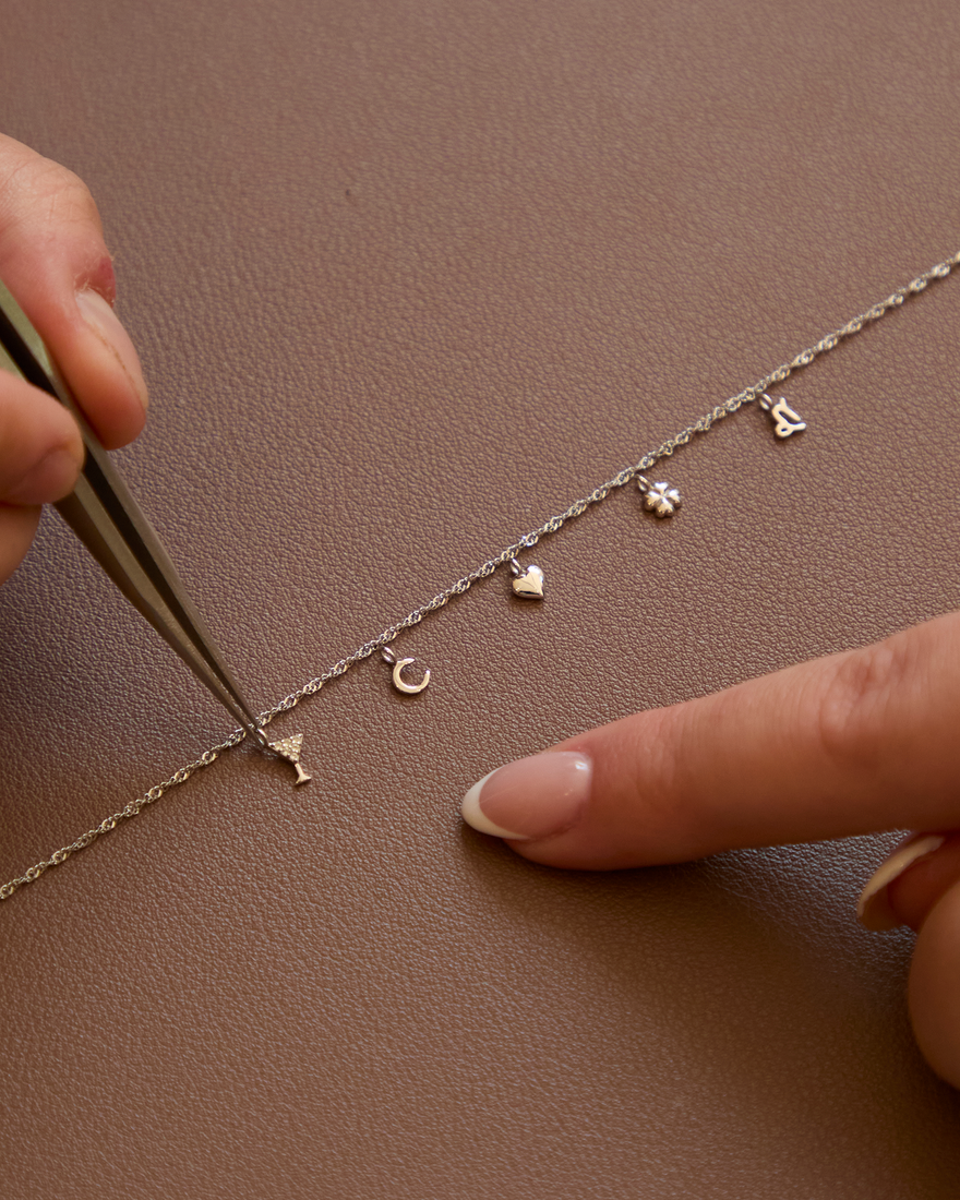 Permanent_Jewellery_e36e6023-8192-431f-b0fe-ccdefc5ced92-Astrid &amp; Miyu
