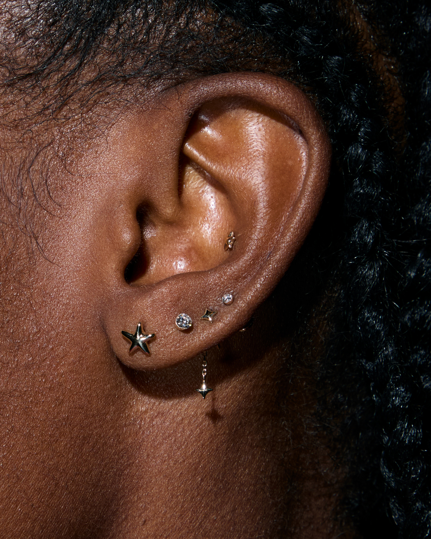 Piercing_49230042-f7a3-4744-8d12-901de3ebf644-Astrid &amp; Miyu