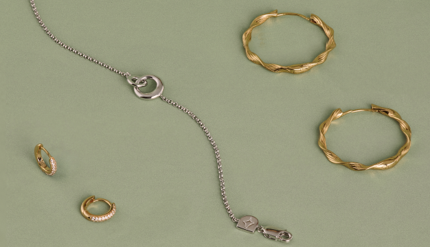 Q4_25_Winter_Sale_WK2_Announcement_Bar_Winter_Sale-Astrid &amp; Miyu