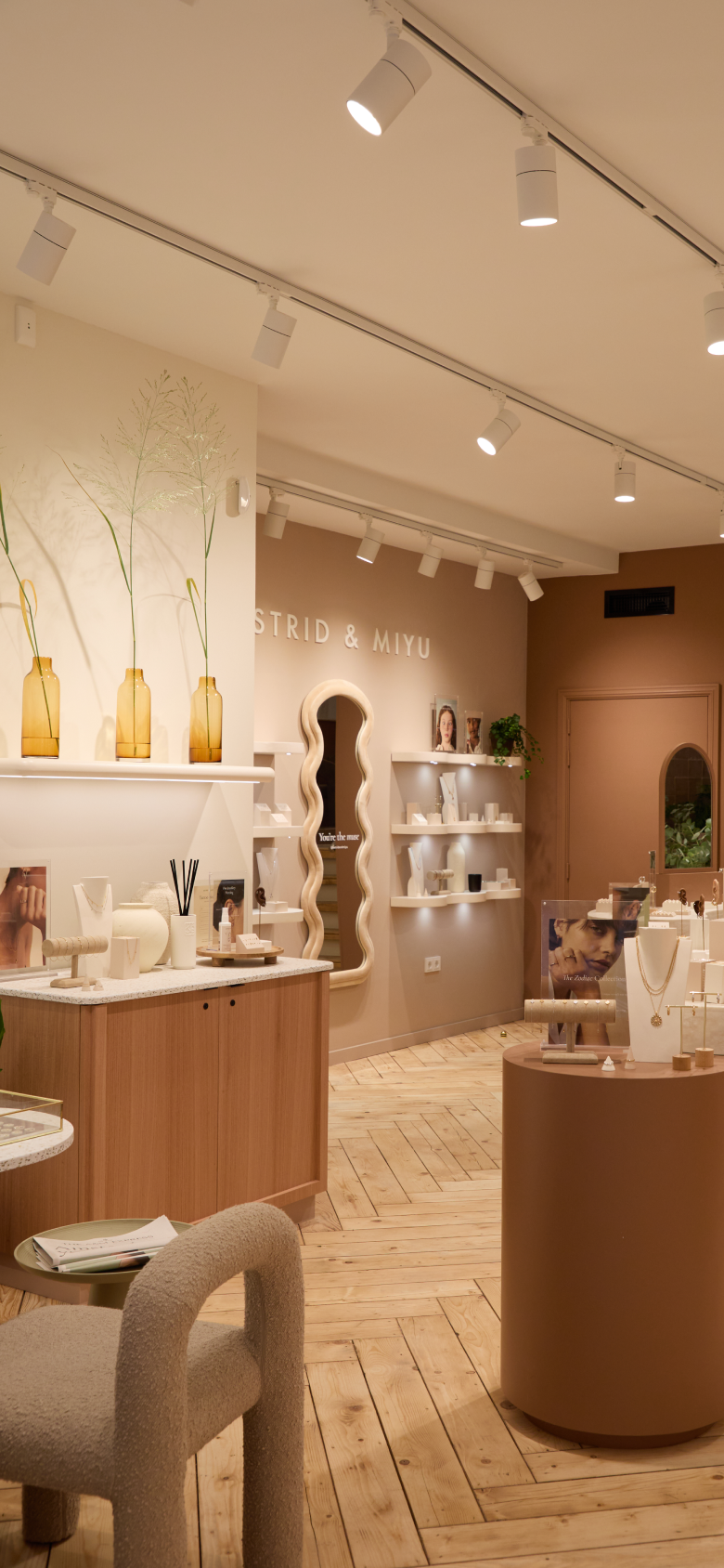 Store-hero-_mobile_-_1_950a08a6-527e-4e68-bba3-e7badbcbd604-Astrid &amp; Miyu