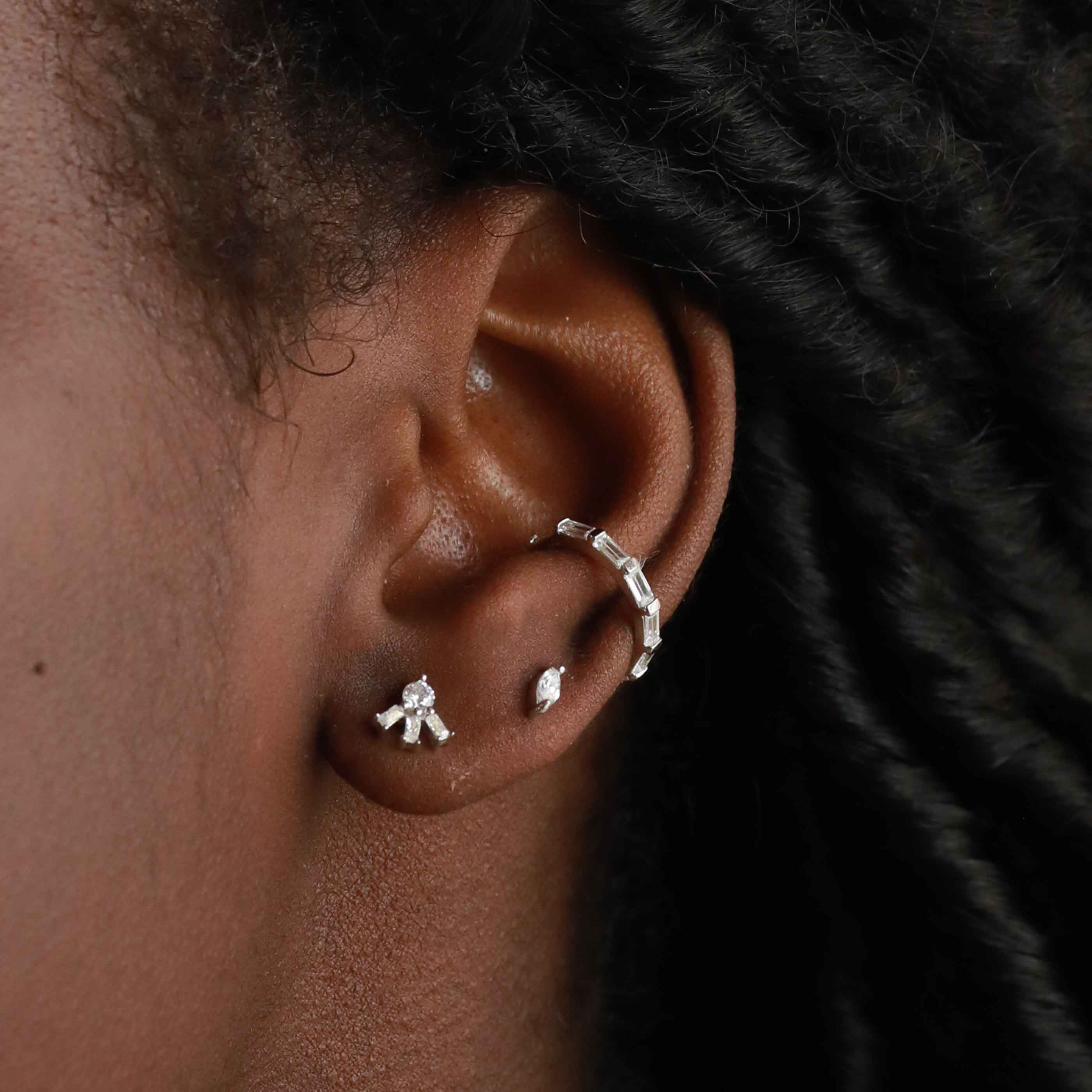 Core Collection SS23 - Navette Gem Stud Earrings in Silver - Stud Earrings - Astrid &amp; Miyu