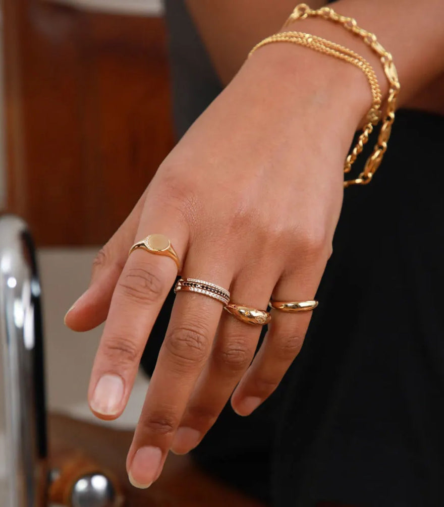 blog_hero_bg_2-Astrid &amp; Miyu