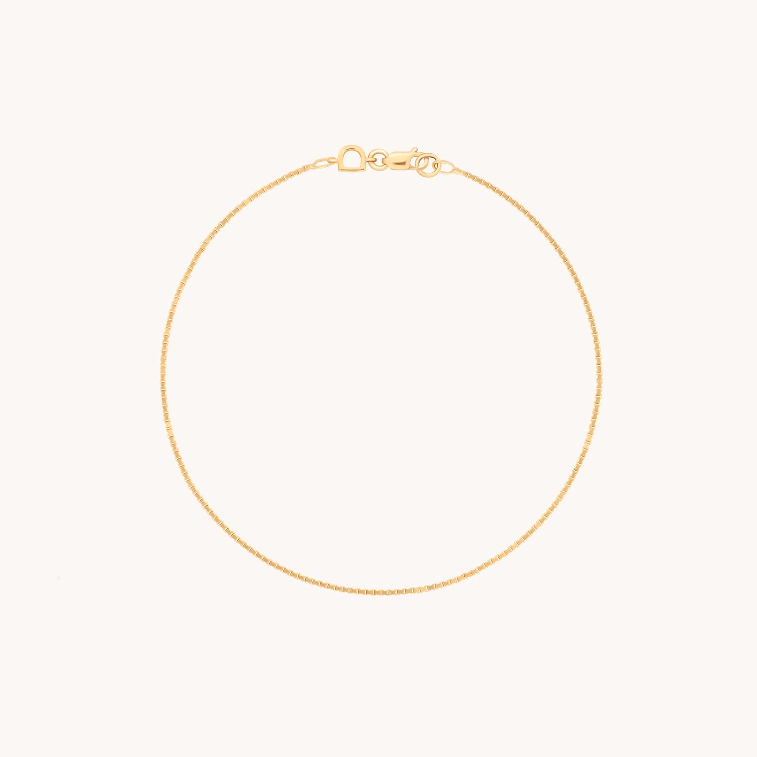 Shoreditch Story Chain Bracelet in Solid Gold-Astrid &amp; Miyu