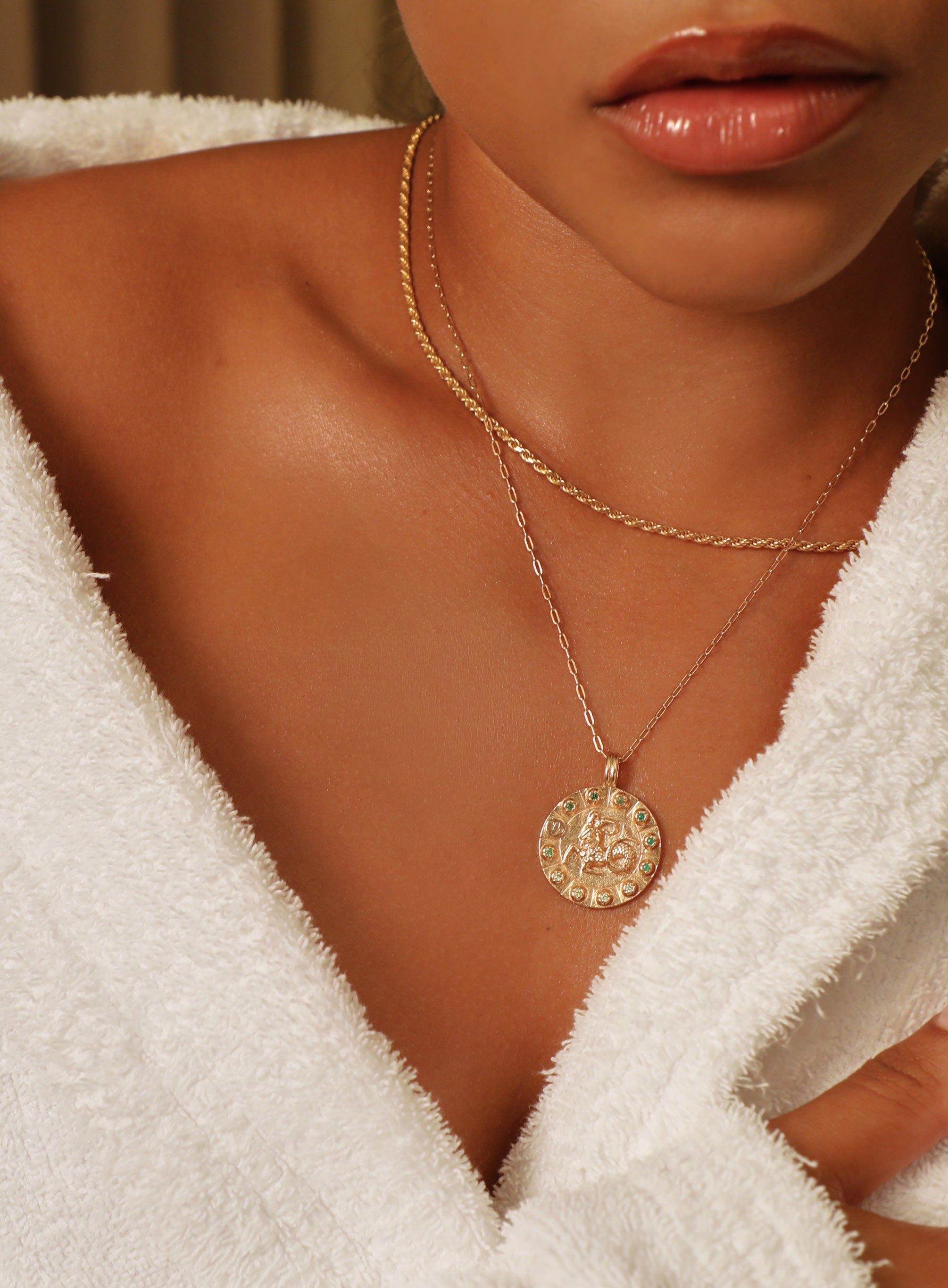 graphics7_2d88ba6f-aeae-44d4-bdbf-f294d1fca3c3-Astrid &amp; Miyu