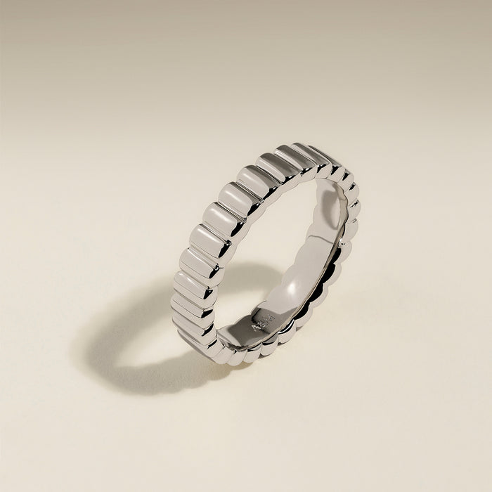 Ridged Ring in Silver