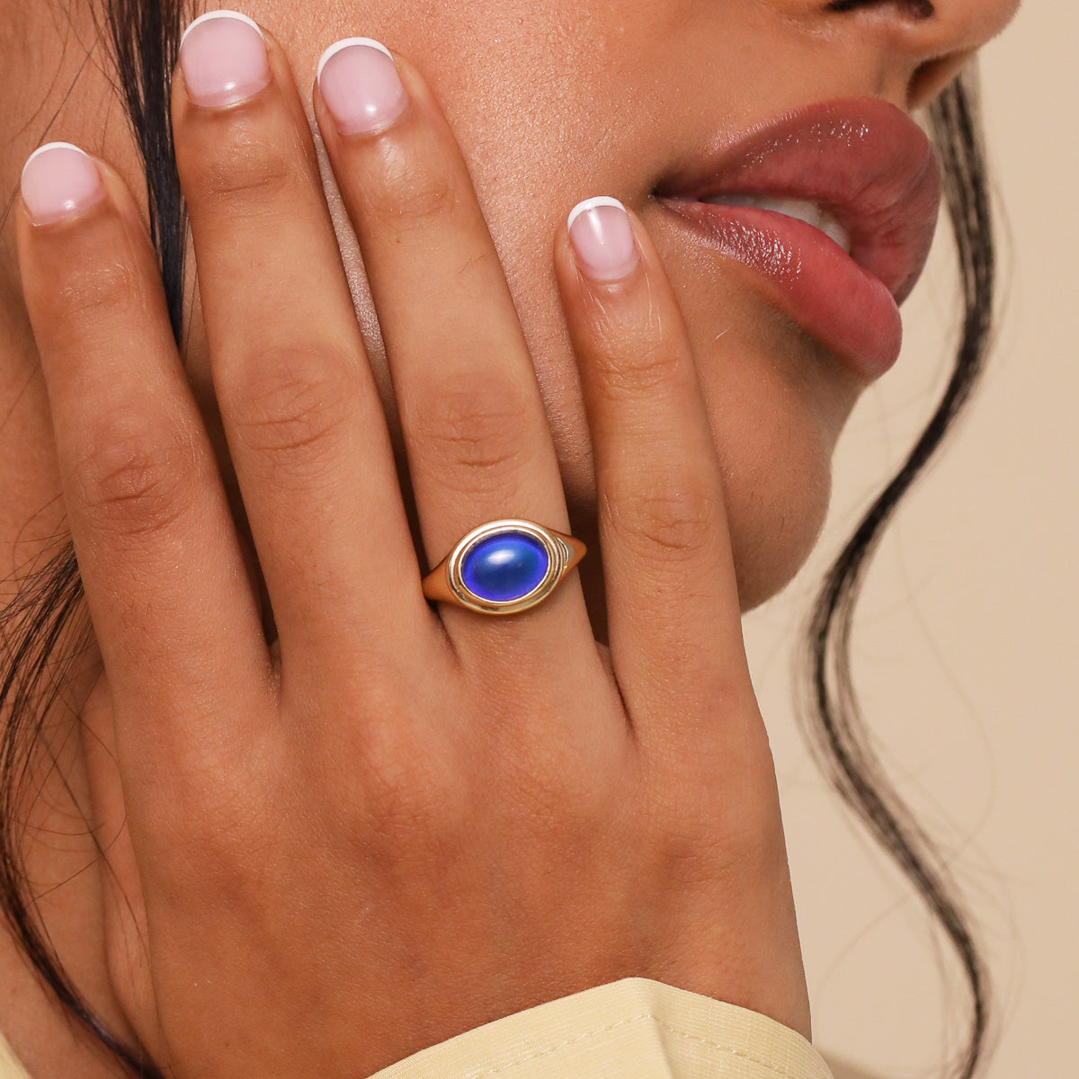 Mood Ring in Gold worn