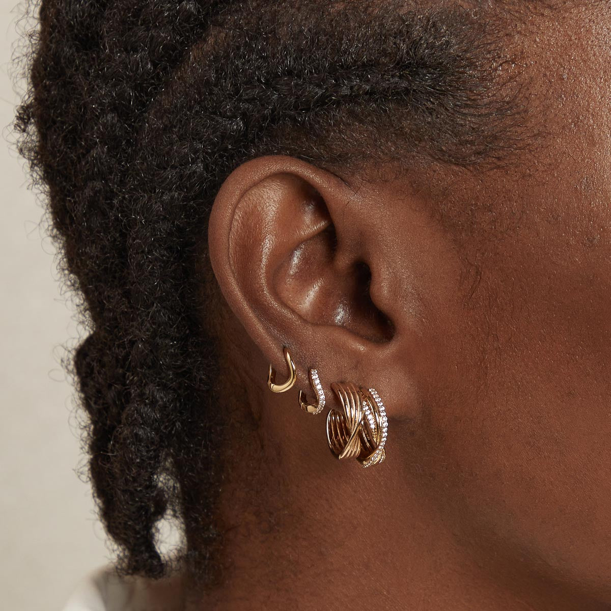 Gold Hoops - Twist Pavé Hoops in Gold - Hoop Earrings - Astrid &amp; Miyu