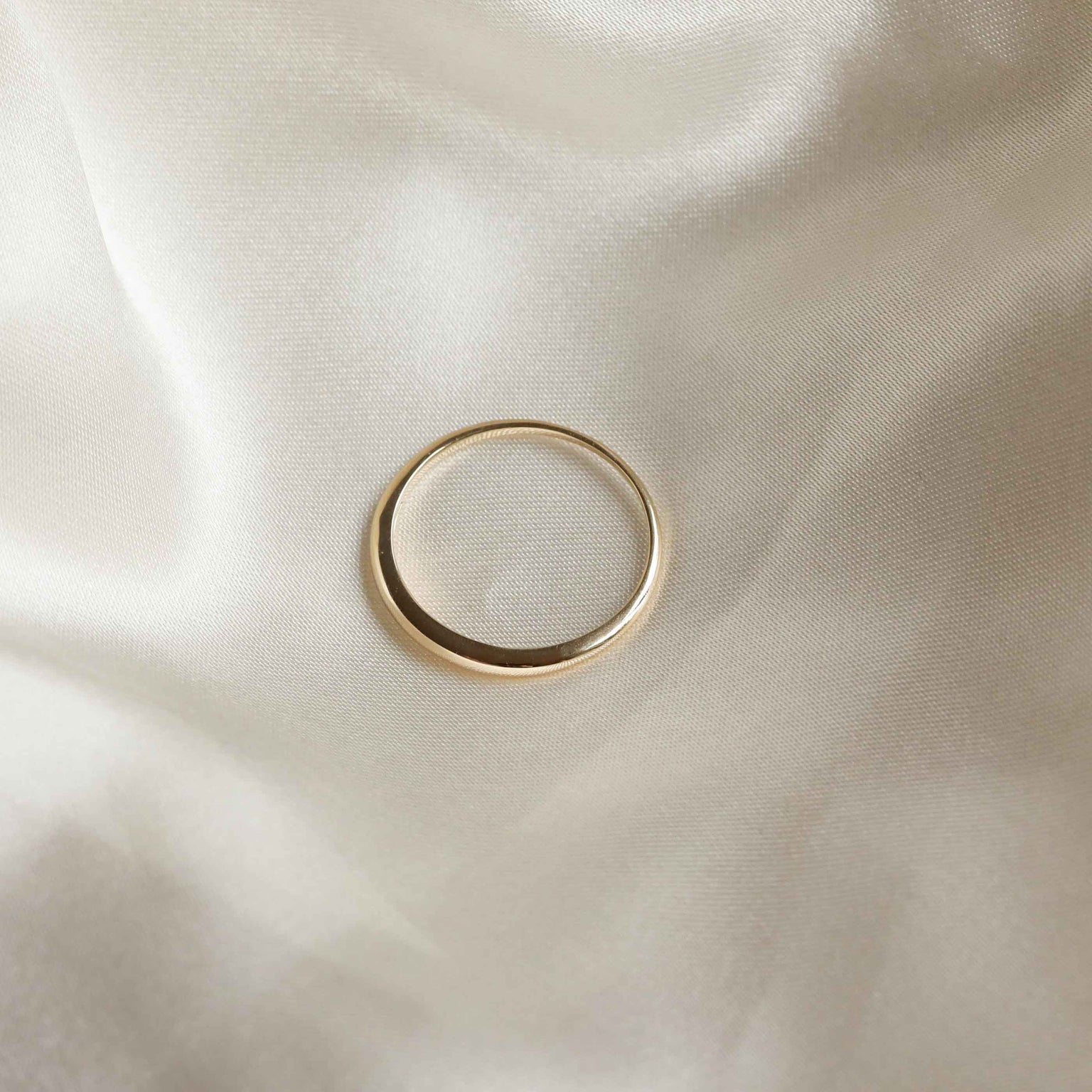 Dome Ring in Solid Gold